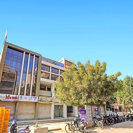 Fabhotel Relax Gandhinagar Dış mekan fotoğraf
